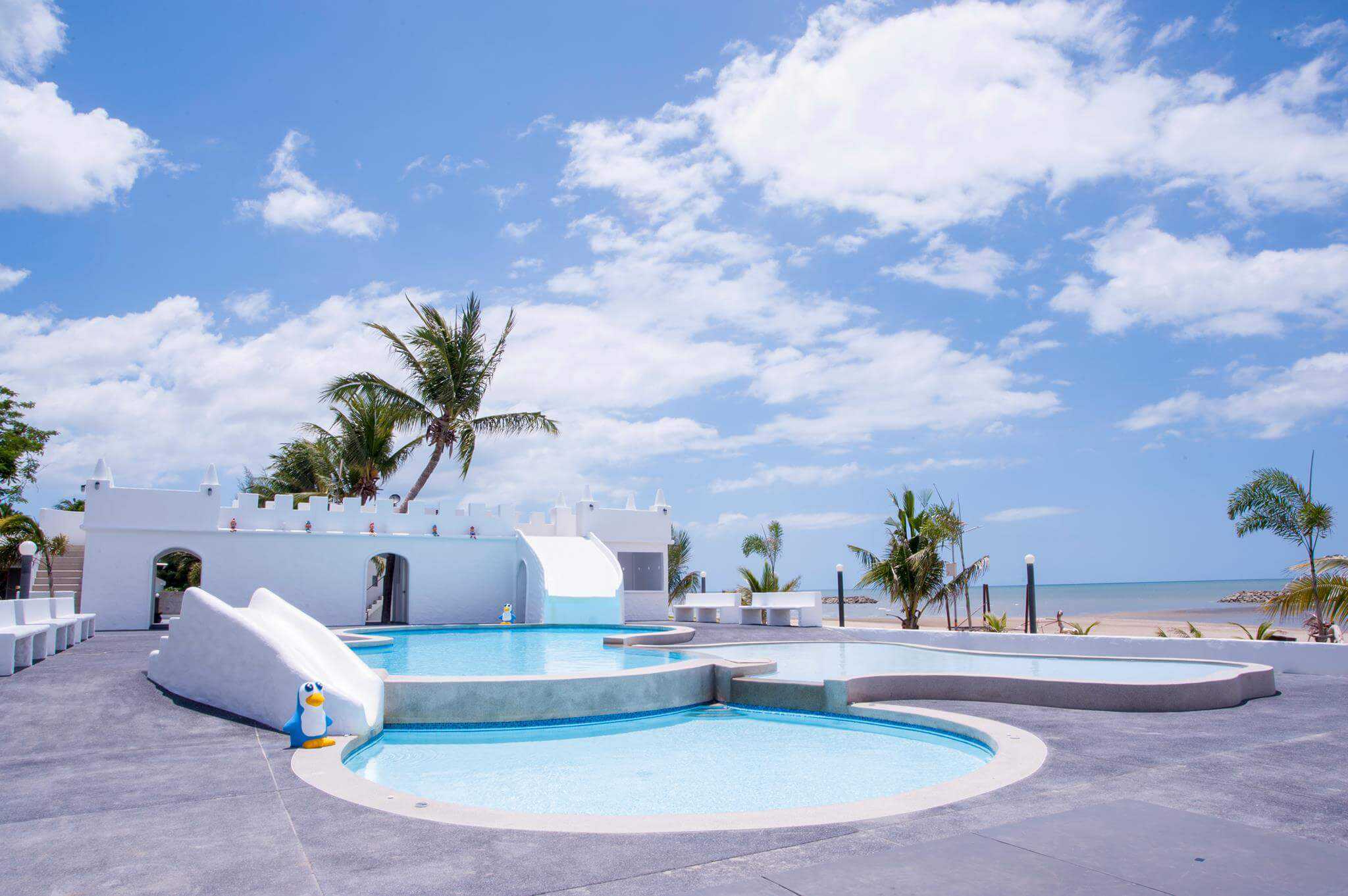 Merito Beach Resort 1