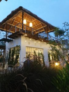 The Frog Prince Cafe & Eatery (สามพราน) 6