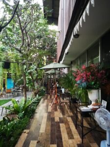 Home Stew Cafe (ประชาชื่น) 9