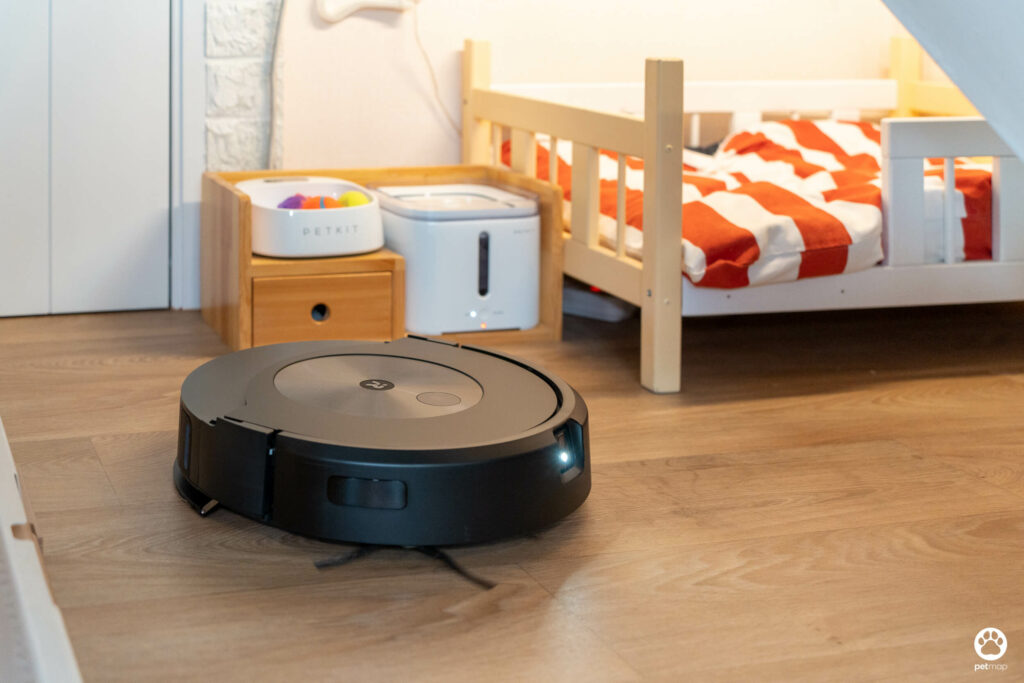 5 ฟีเจอร์ดีกับบ้านมีสุนัข รีวิว iRobot Roomba Combo j7+ หุ่นยนต์ดูดฝุ่นและถูพื้น 2 in 1 40