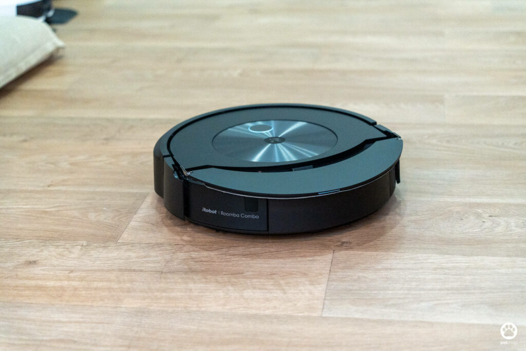 5 ฟีเจอร์ดีกับบ้านมีสุนัข รีวิว iRobot Roomba Combo j7+ หุ่นยนต์ดูดฝุ่นและถูพื้น 2 in 1 26