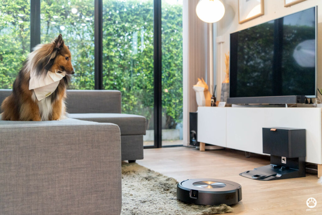 5 ฟีเจอร์ดีกับบ้านมีสุนัข รีวิว iRobot Roomba Combo j7+ หุ่นยนต์ดูดฝุ่นและถูพื้น 2 in 1 2